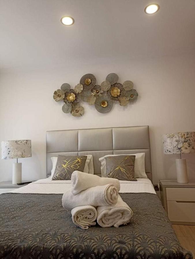 Moradia Meca - Casas para Férias Nazare Bagian luar foto
